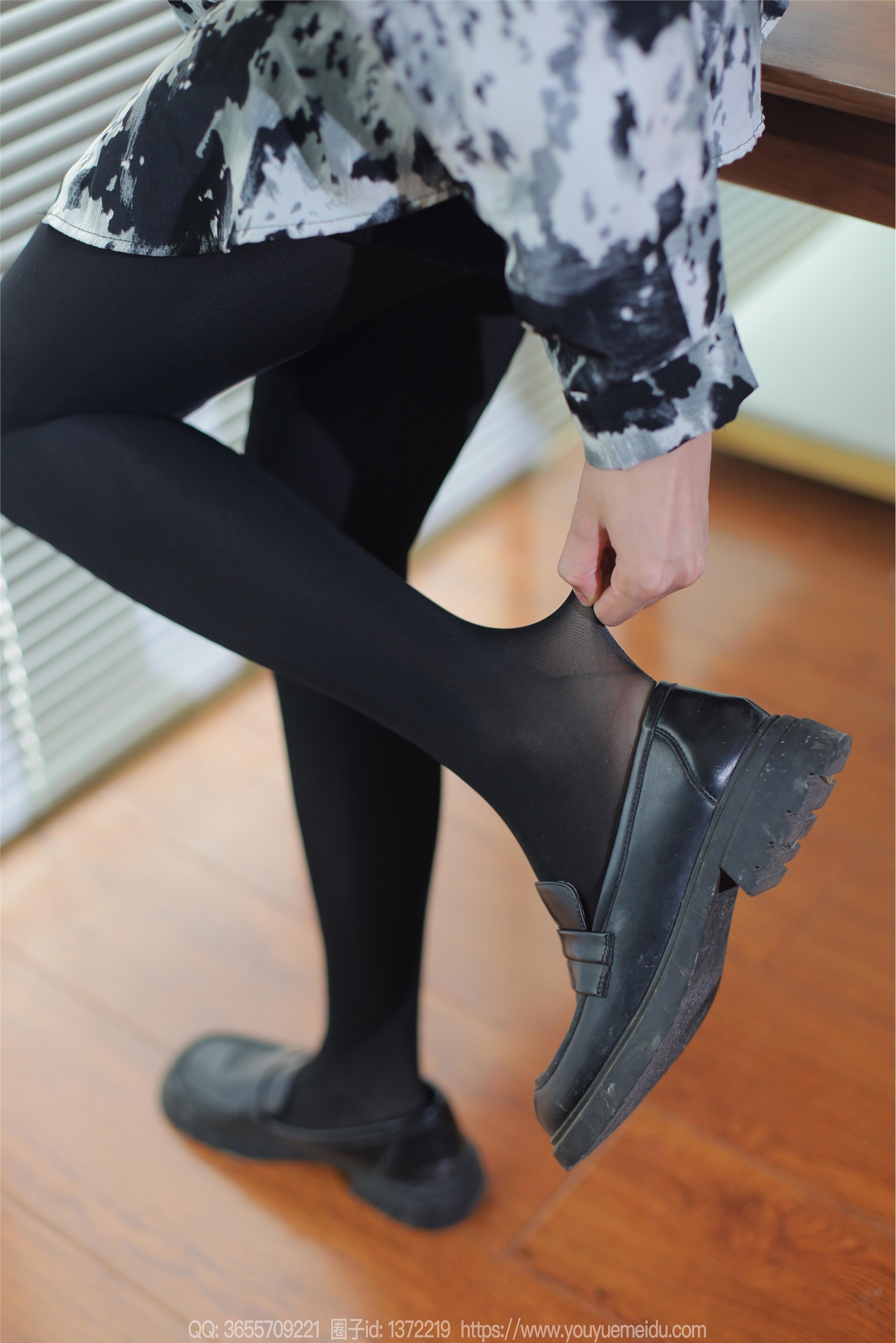 IESS异思趣向  2024.02.04 丝享家 1655 小九《黑色厚袜》